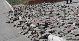 Демонтаж тротуарной плитки Югорск, цена от 2975 руб.